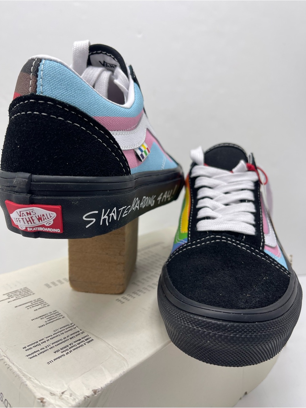 Vans WMNS Skate Old Skool Pride Multi
VN0A5FCBBMB Sneakers - Picture 9 of 16
